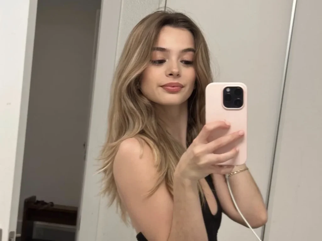 Molly Little Net Worth: A Complete Overview